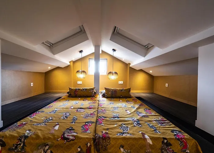 Akicity Alfama Ruby Apartment *